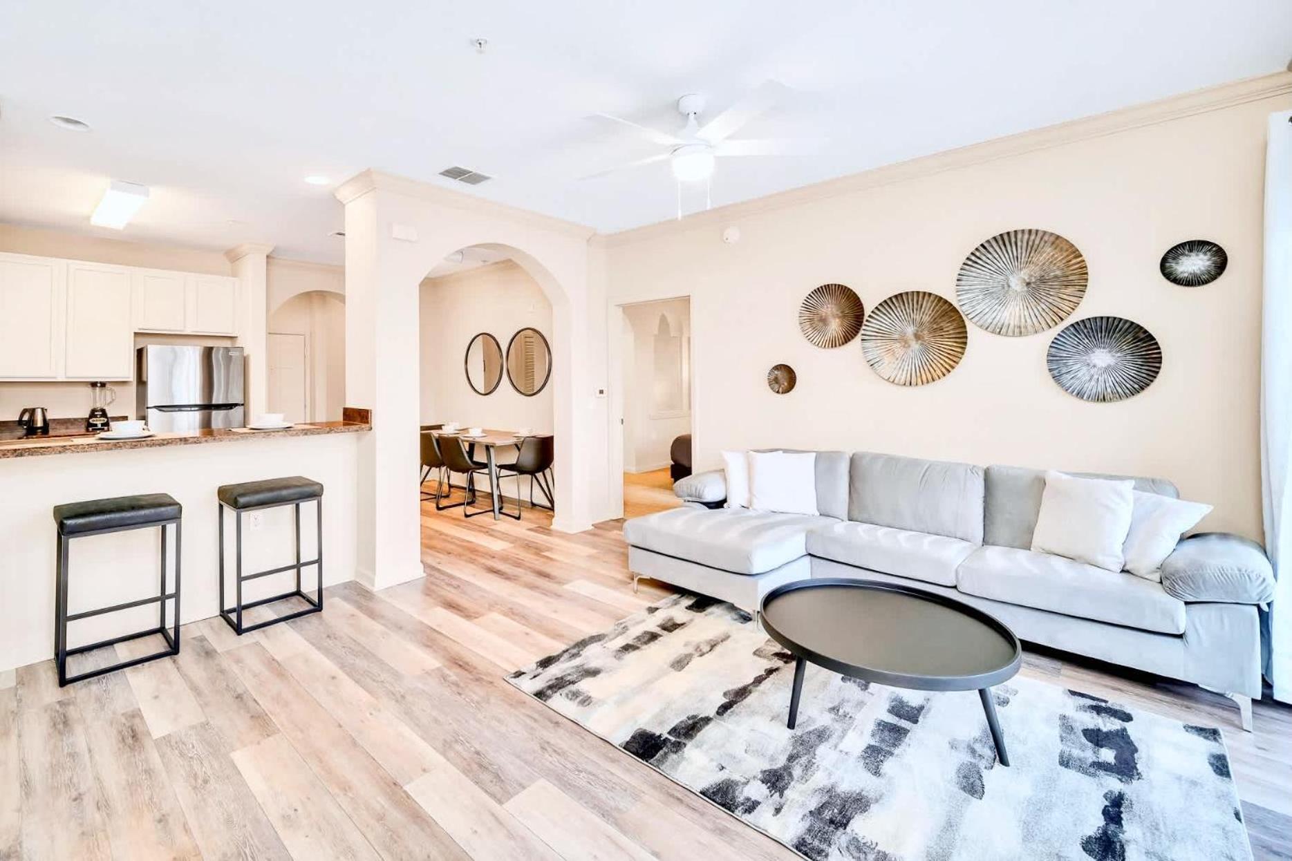 2br With Shared Pool & Hot Tub, Near Disney! Holiday home Orlando