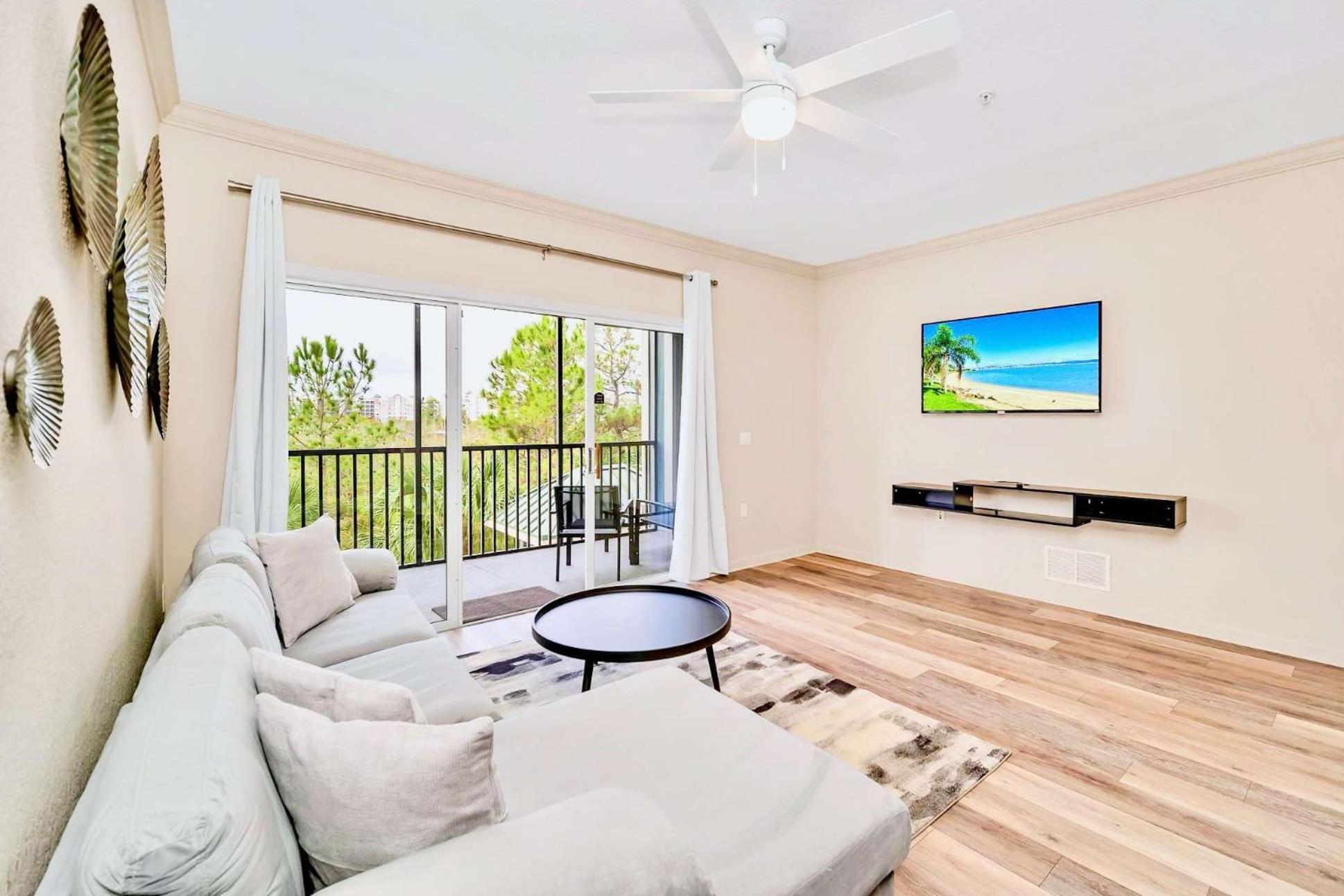 Casa de Férias 2br With Shared Pool & Hot Tub, Near Disney! *