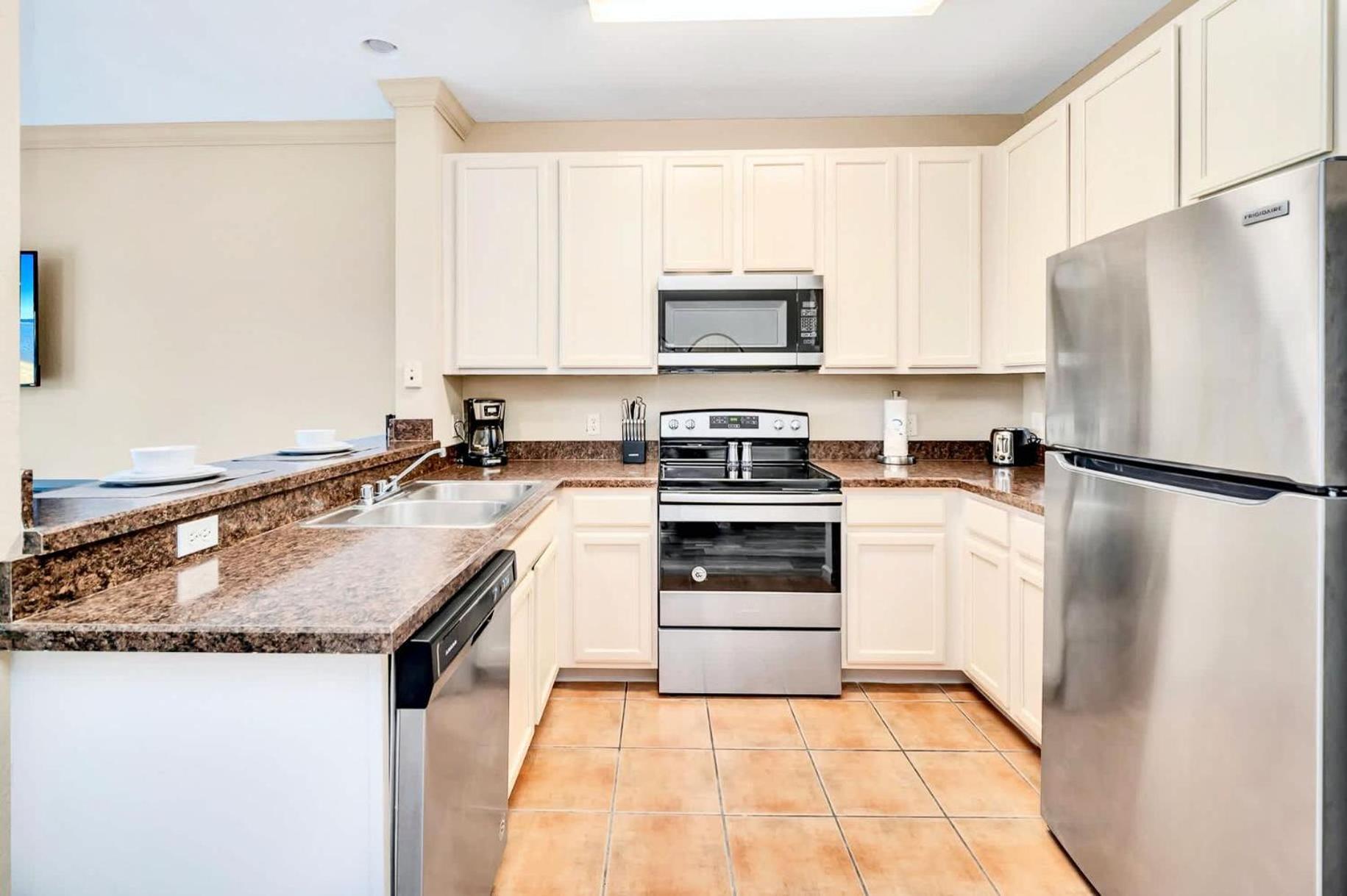 2br With Shared Pool & Hot Tub, Near Disney! Casa de Férias Orlando